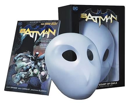 BATMAN THE COURT OF OWLS MASK AND BOOK SET (NEW EDITION) (Backorder, Allow 3-4 Weeks)